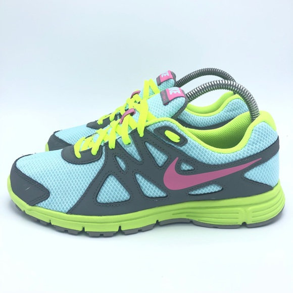 Nike Revolution 2 Women’s Size 7Y - Picture 13 of 13